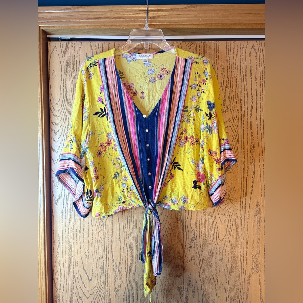 Studio JPR Yellow Floral Tie Front Boho Blouse EUC